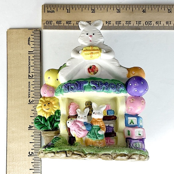 Hoppy Hollow Easter Village Toy Shop House Ceramic Vintage Collectible 2003 - Picture 2 of 16